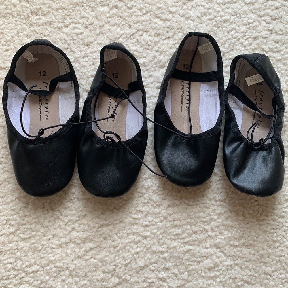 Black ballet shoes